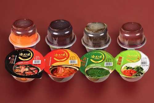 高效自動(dòng)化，引領(lǐng)火鍋底料新風(fēng)尚：醬料灌裝封口包裝一體化解決方案