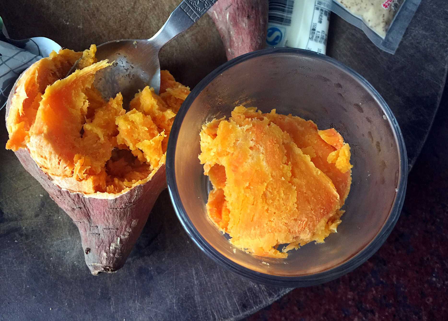 紅薯粑粑、紅薯泥灌裝機——食品加工企業(yè)的理想選擇，引領生產新潮流