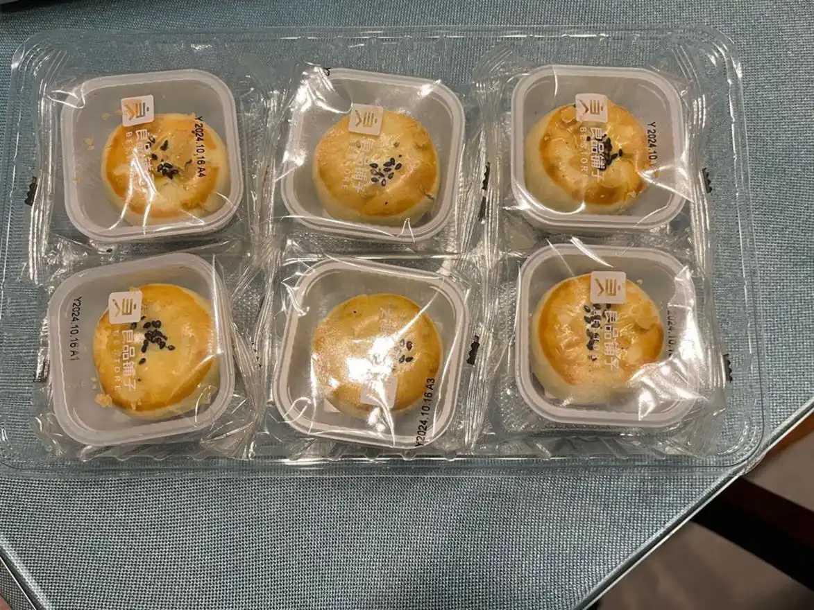 告別人工，擁抱高效：呂工機械自動化解決方案，破解蛋黃酥、月餅量產難題