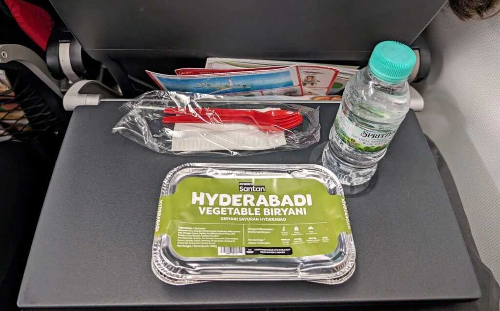 超越包裝,智馭云端味覺的精密藝術——呂工機械全自動航空餐盒包裝生產線