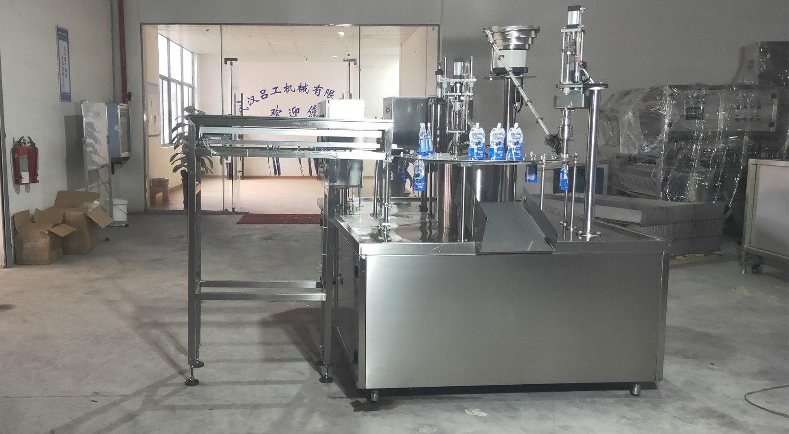 1730183039120209.jpg LG-100 吸嘴袋灌裝旋蓋機.jpg